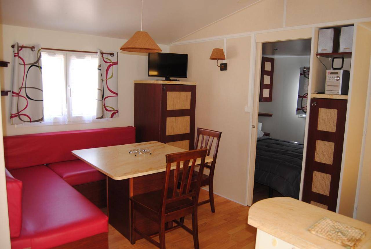 Mobile Home in Veyrignac, Quercy