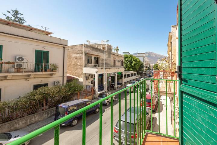 Gîte pour 4 personnes, avec balcon à Mondello - 2