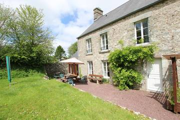 Gîte pour 4 personnes, avec jardin dans La Hague