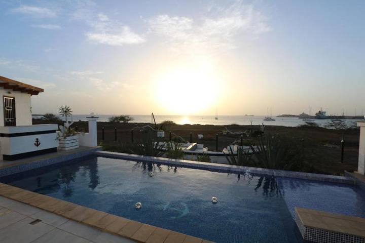 Chambre d’hôte pour 2 personnes, avec piscine ainsi que jardin et vue dans Cap-Vert - 4