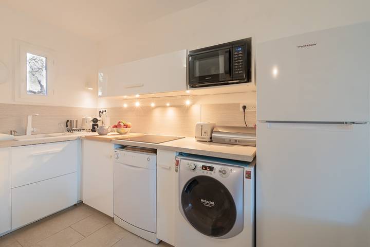 Location de vacances pour 6 personnes, avec balcon et jardin dans Plage De La Croisette Sainte Maxime - 3