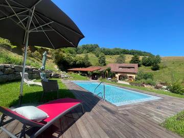 Gîte pour 3 personnes, avec vue sur le lac et piscine ainsi que vue et jardin à Sainte-Marie-aux-Mines