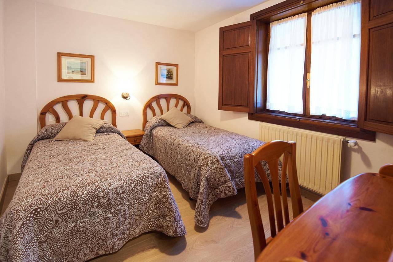 Superior Twin Room in Ponga, Cordillera Cantábrica