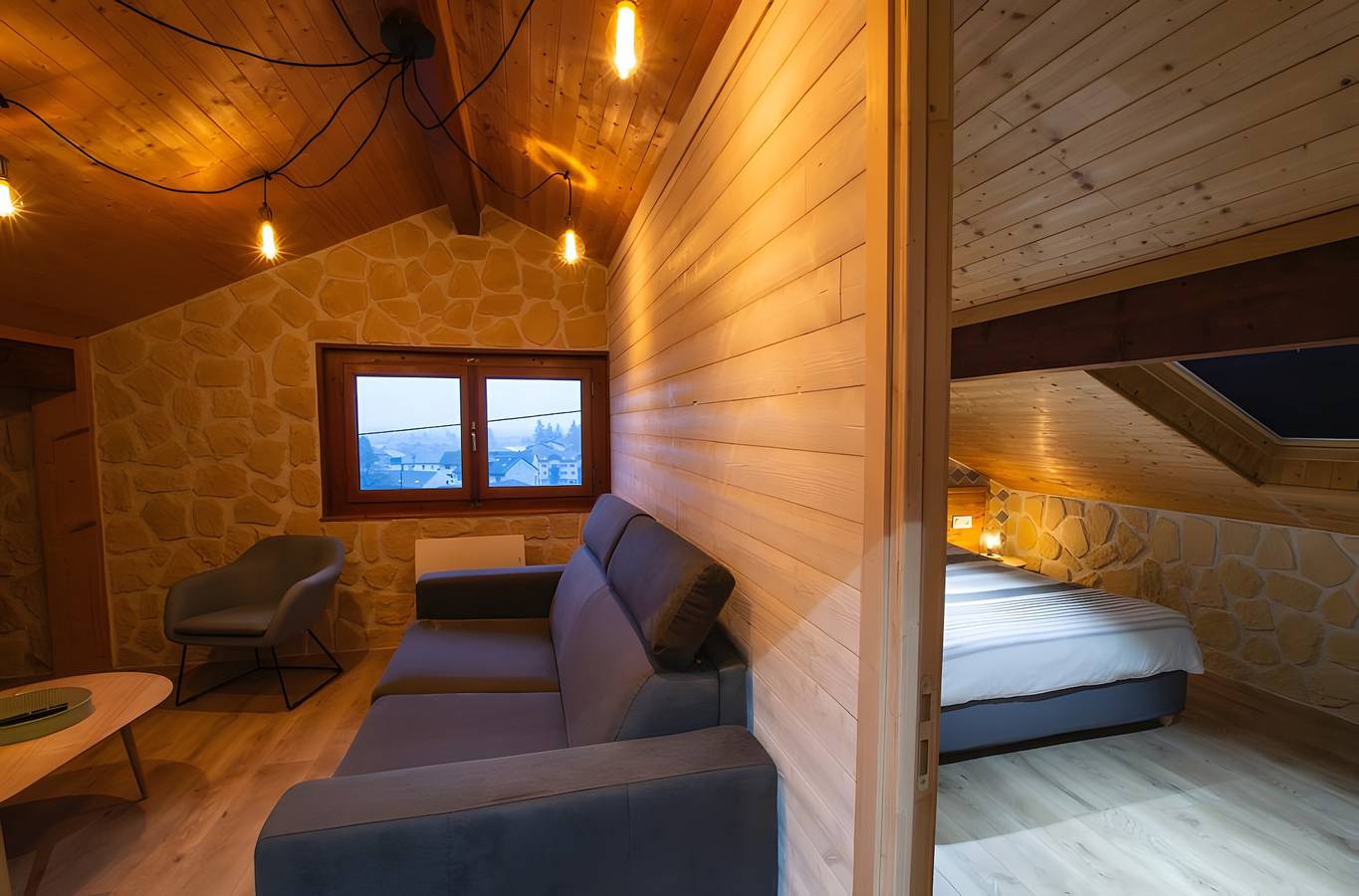 Ganze Wohnung, Ruhige Wohnung mit Bergblick in Haute-Savoie in Marignier, Region Bonneville