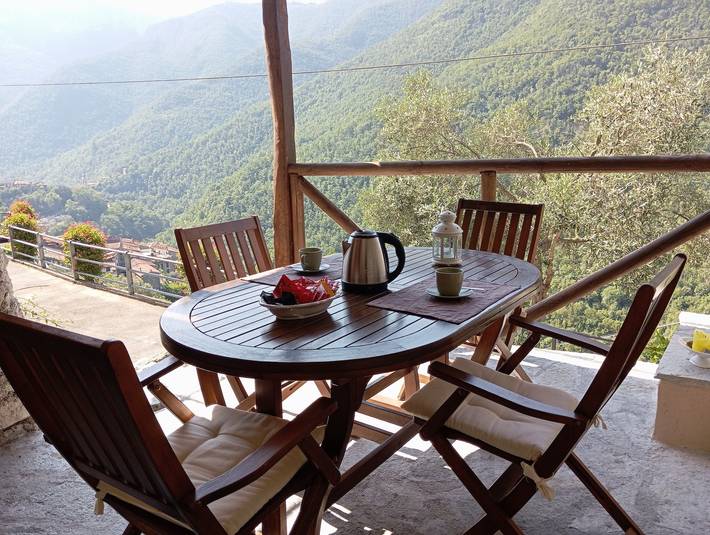Agriturismo per 3 persone, con Balcone e Giardino in Provincia di Savona