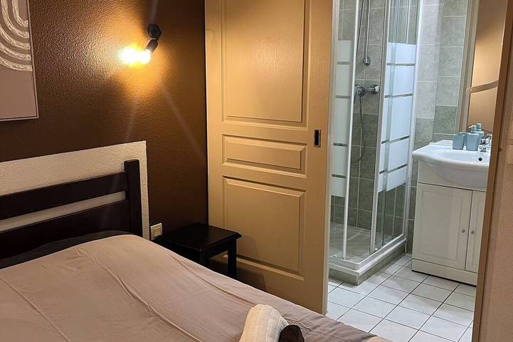 Gîte pour 6 personnes, avec piscine à Levernois - 3