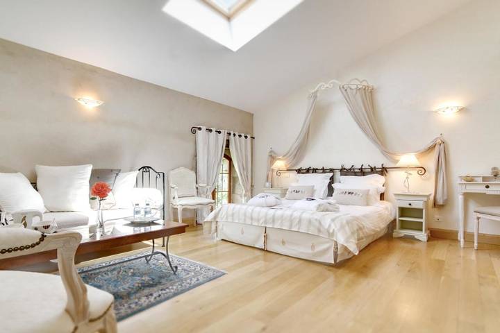 Chambre d’hôte pour 2 personnes, avec jardin et piscine ainsi que jacuzzi et sauna dans le Gers - 4