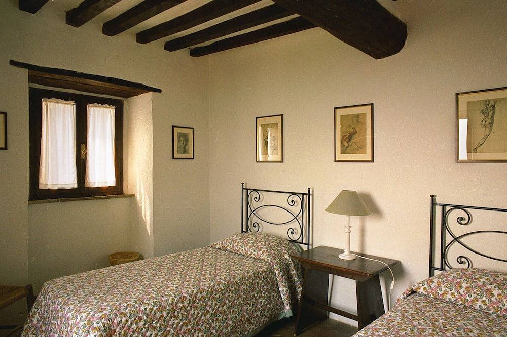 Encantadora casa medieval con piano y gran jardín, en el idílico Todi in Todi, Provincia de Perugia