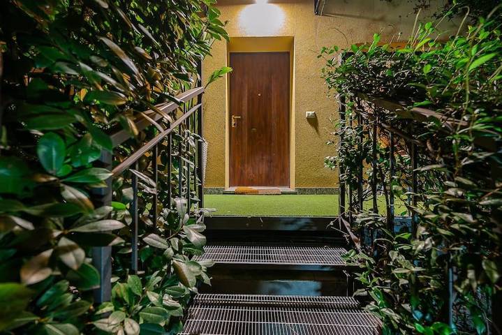 Villa pour 8 personnes, avec piscine ainsi que vue et jardin, animaux acceptés à Milan - 3