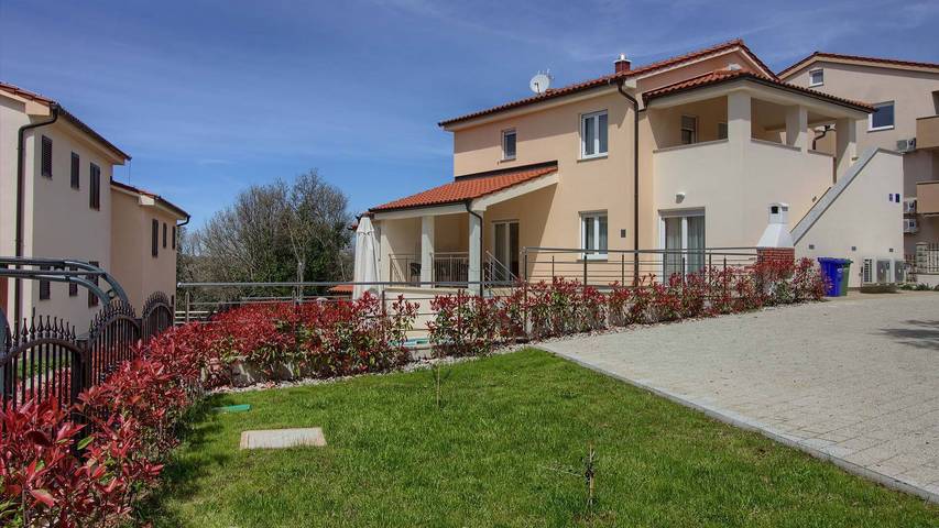Villa für 10 Personen mit Garten in Banjole, Südküste Istrien