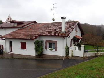 Gîte pour 4 personnes, avec vue à Villefranque