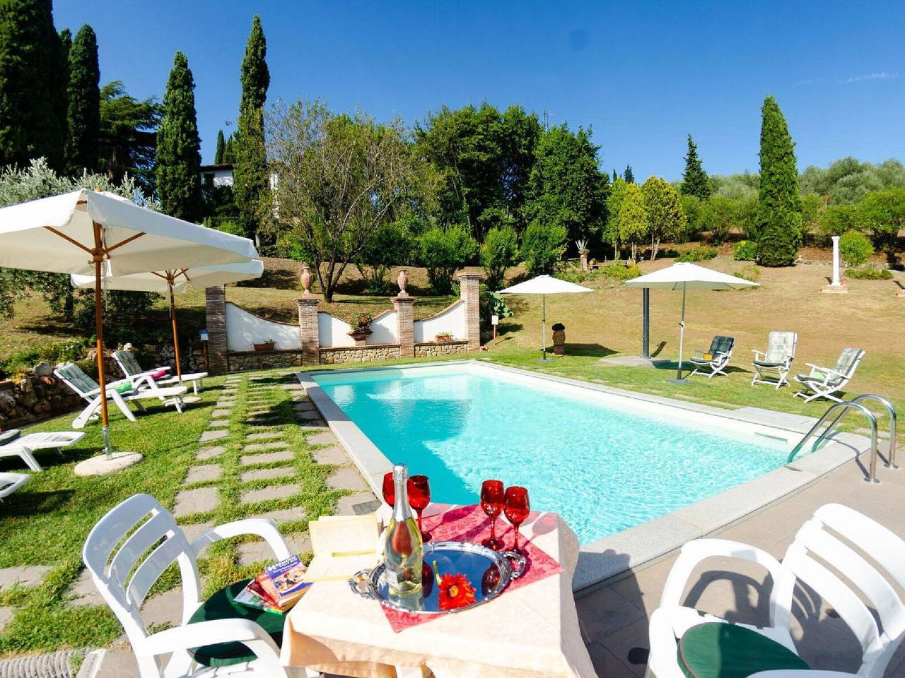 Villa in Uzzano mit Pool und Garten in Uzzano, Pistoia Provinz