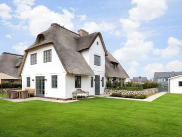 Ferienhaus für 7 Personen, mit Garten und Terrasse sowie Sauna in Wenningstedt