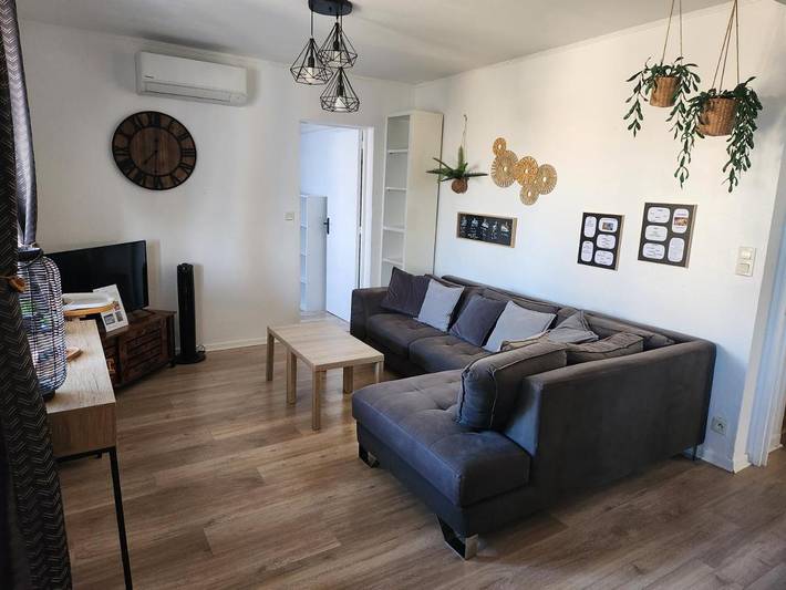 Maison de vacances pour 5 personnes, avec Balcon et Terrasse ainsi que Jardin et Piscine