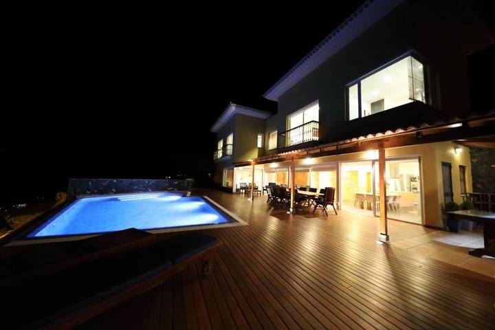 Casa rural para 10 personas, con Balcón y Jacuzzi además de Terraza y Piscina en Santa Úrsula - 2
