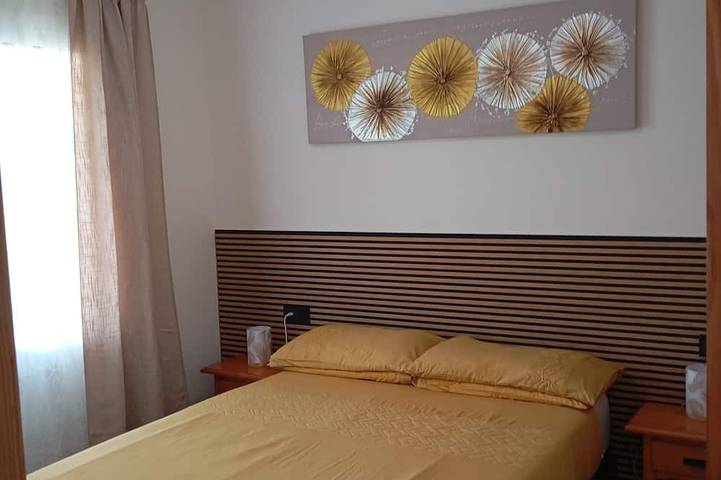 Ganze Wohnung, Burriana Strand, 50m2. 1 Schlafzimmer Apartment mit Pool - 7 Minuten zu Fuß vom Strand entfernt. in Playa de Burriana, Nerja