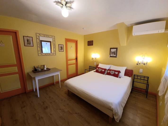 Chambre d’hôte pour 2 personnes, avec jardin et piscine, animaux acceptés dans le Haut-Rhin