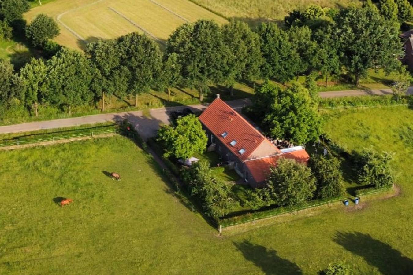 Modern ingerichte 6 persoons vakantiehuis gevestigd in een boerderij in Limburg in Limburg