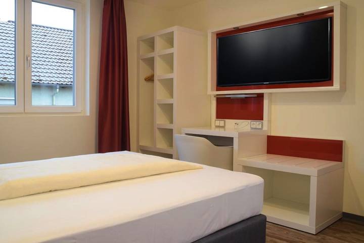Hotel für 4 Personen, mit Terrasse in St. Leon-Rot
