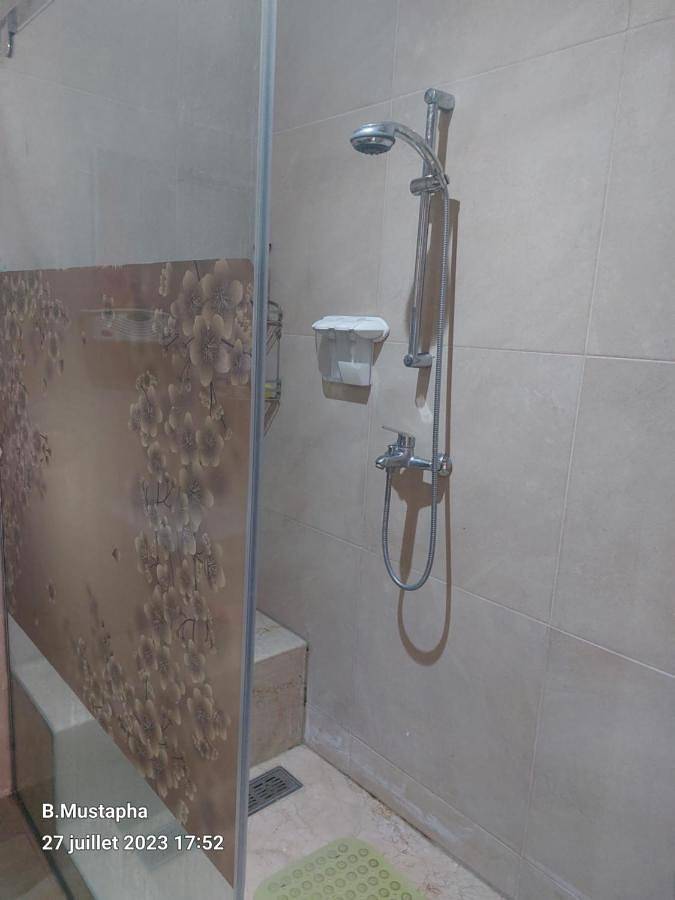 Gîte pour 6 personnes, avec vue et terrasse ainsi que jardin et piscine dans Mehdia - 2