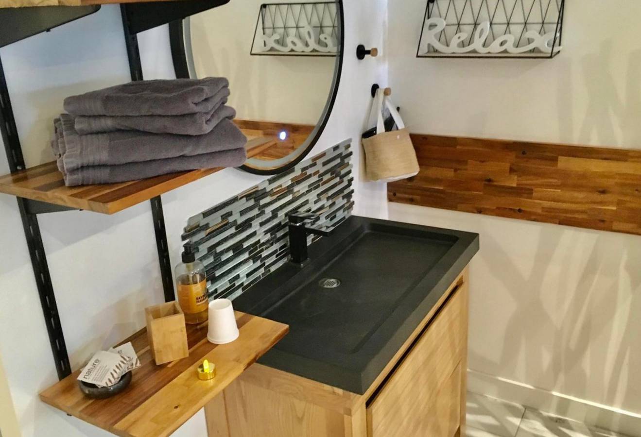 Suite romantique et cosy avec Spa in Le Relecq-Kerhuon, Région de Brest