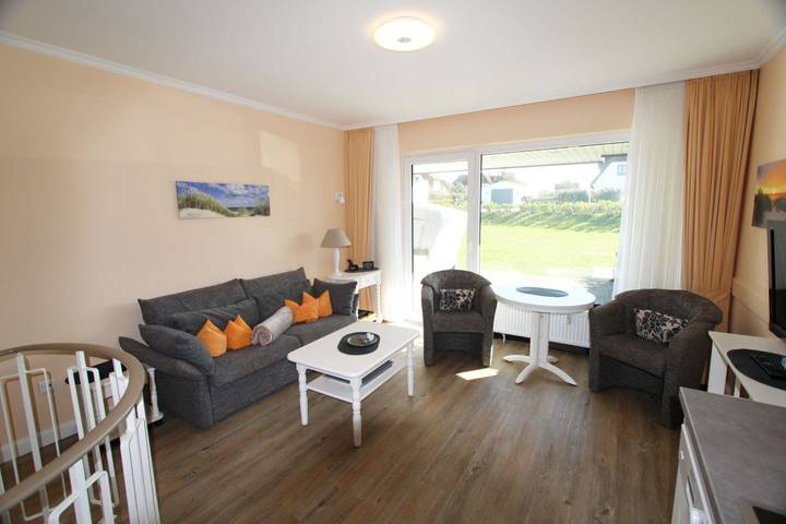 Ferienwohnung für 2 Personen, mit Terrasse in Wenningstedt