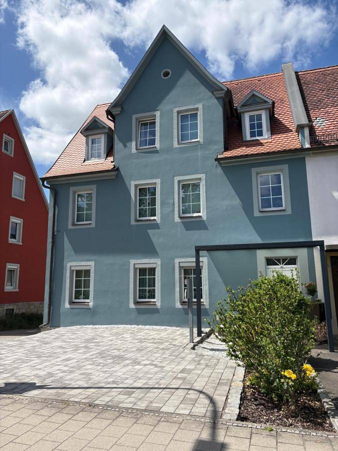 Ferienwohnung für 4 Personen, mit Balkon und Terrasse in Rothenburg ob der Tauber