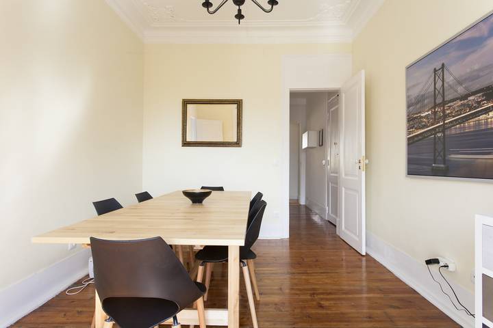 Apartamento entero, Bairro Alto Duplex with View by Central Hill in Misericórdia, Lisboa