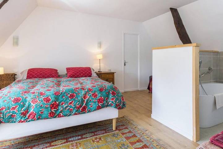 Gîte pour 4 personnes, avec jardin à Sourdeval - 2