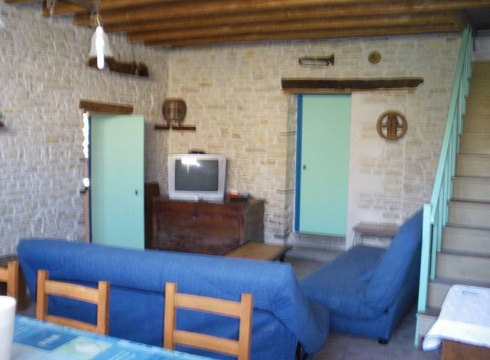 Gîte pour 6 personnes, avec terrasse à Saint-Hilaire-la-Palud - 4