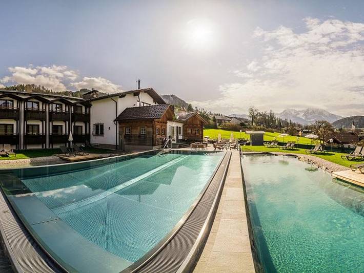 Hotel für 2 Personen, mit Terrasse und Garten sowie Pool in Windischgarsten