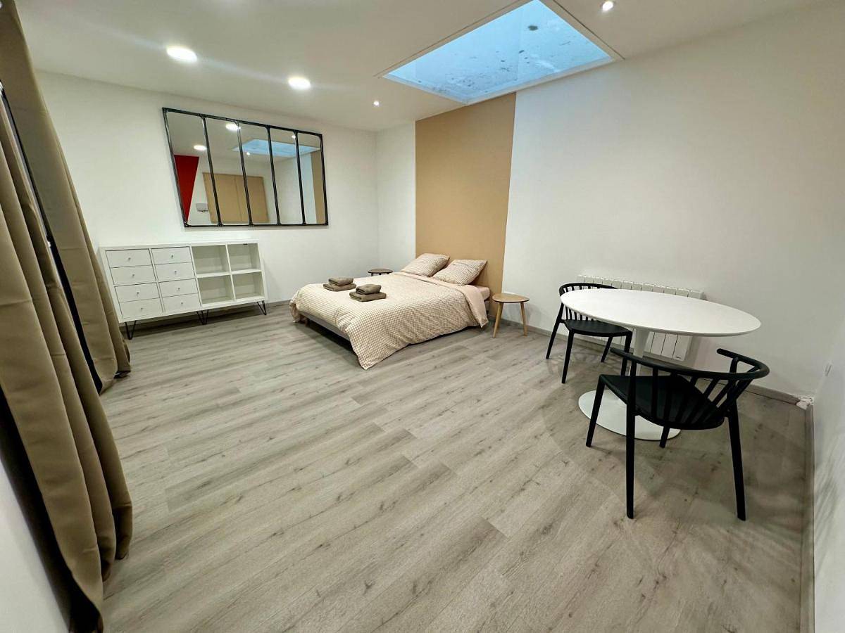 Le Lido Maison 6 personnes in Saint-Varent, Deux-Sèvres