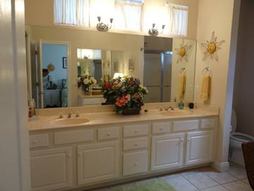 Cabin for 6 Guests in Miramar Beach, Emerald Coast, Picture 4