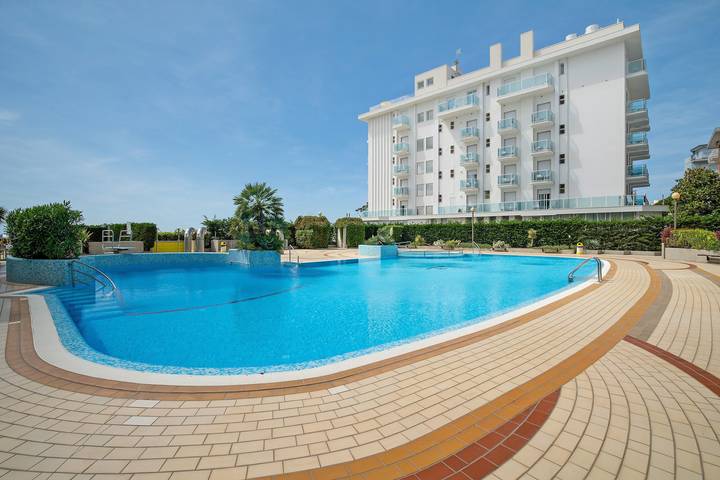 Ferienwohnung für 5 Personen, mit Balkon in Jesolo