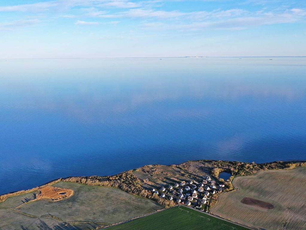 Ferienhaus in Dranske mit Schwimmbecken in Dranske, Rügen