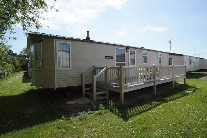 Holiday rental for 6 people, with pool and balcony, child-friendly in Heacham