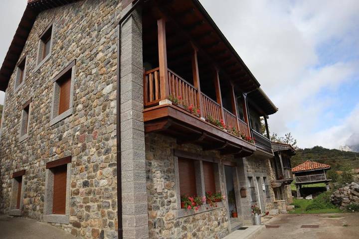 Casa rural para 10 personas, con vistas y balcón en Posada de Valdeón - 3