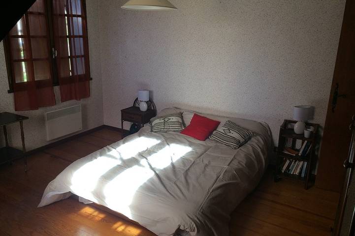 Location de vacances pour 7 personnes, avec terrasse et jardin à Ouzous - 3