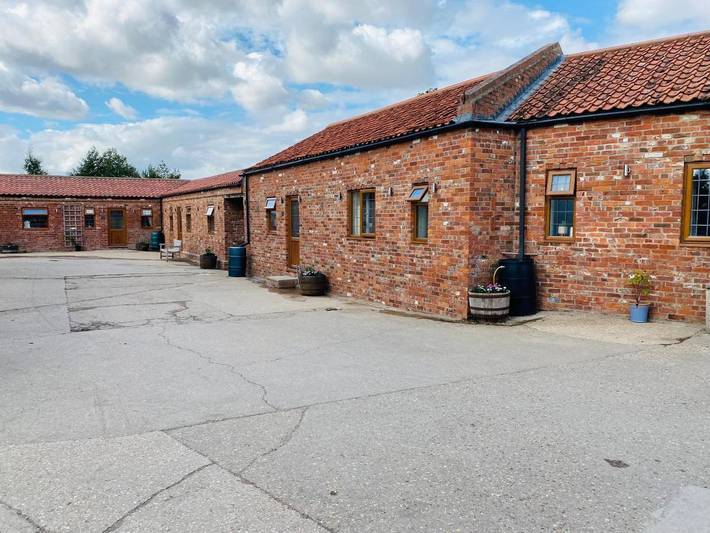 Villa for 6 people, with view and garden, with pets in East Midlands