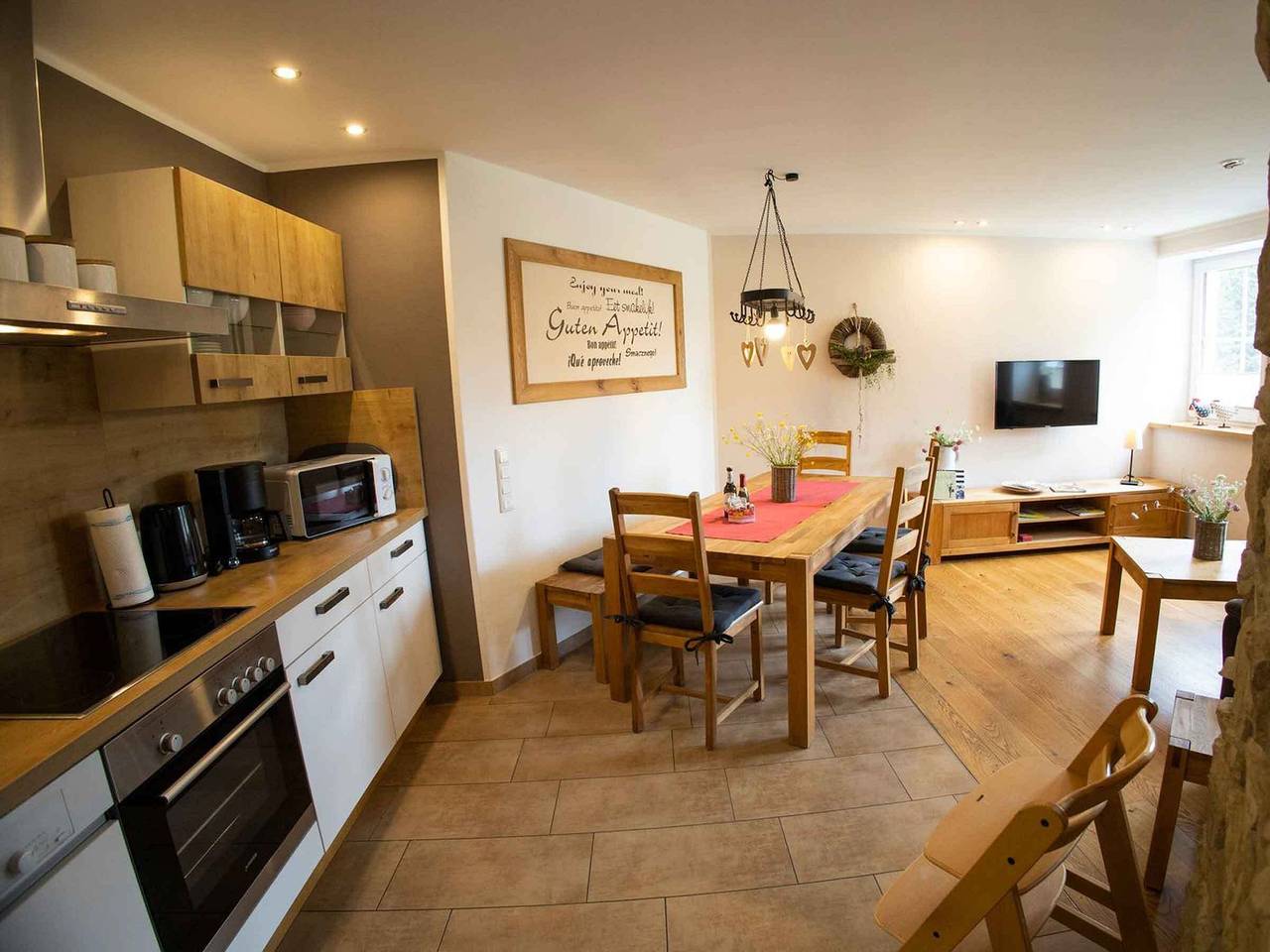 Ganze Wohnung, Apartment 'Schütte, 80qm' mit gemeinsamer Terrasse, gemeinsamem Garten und Wlan in Nordenau, Schmallenberg