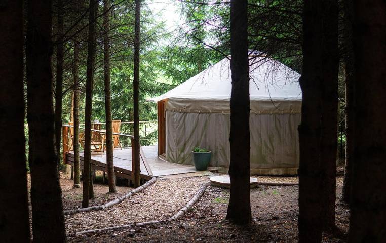 Camping voor 3 personen, with Terras and Tuin as well as Sauna and Uitzicht in Zuid-Bohemen