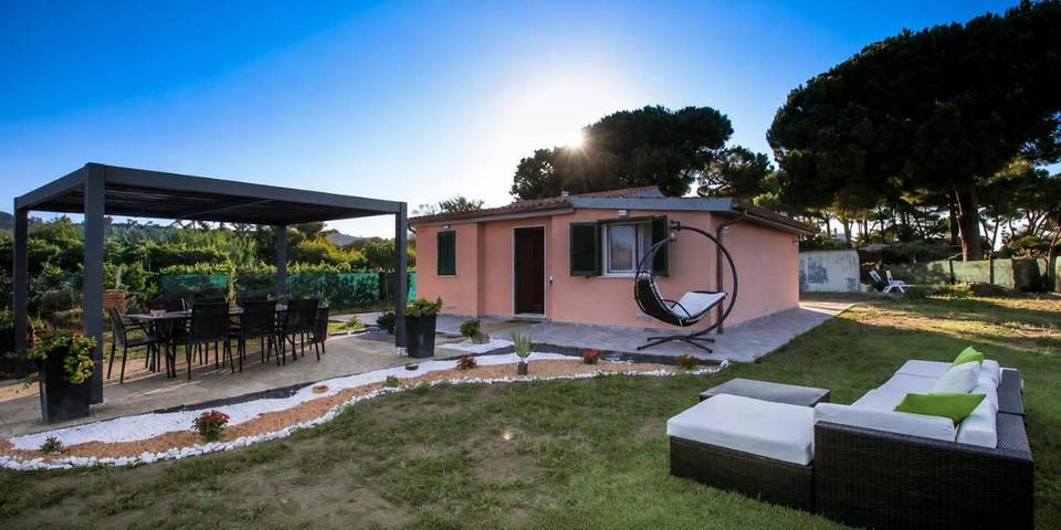 Casa vacanza per 4 persone, con Terrazza e Giardino a Giannella