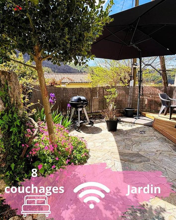 Location de vacances pour 8 personnes, avec jardin et vue à Bastelica