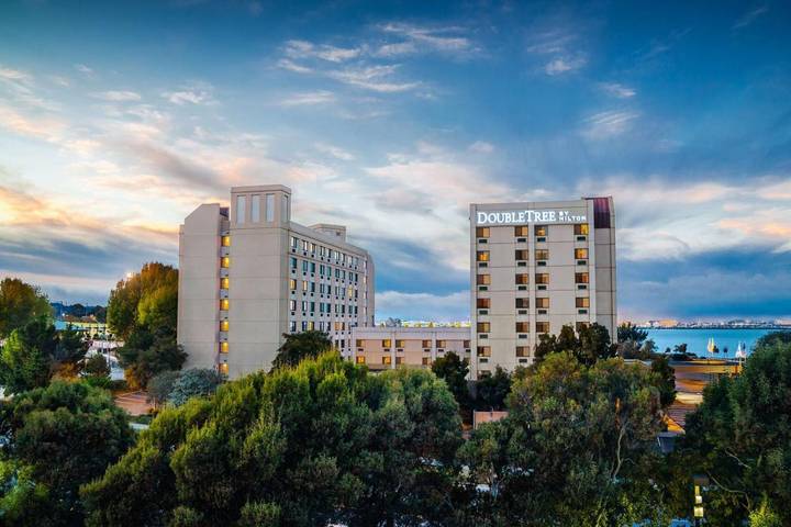 Hotel para 4 personas - 1