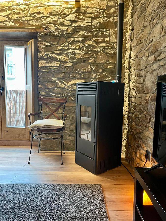 Gîte pour 3 personnes, avec balcon, animaux acceptés à Tavertet - 3