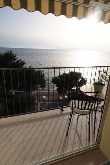 Maison d’hôte pour 2 personnes, avec vue ainsi que terrasse et jardin à Tučepi