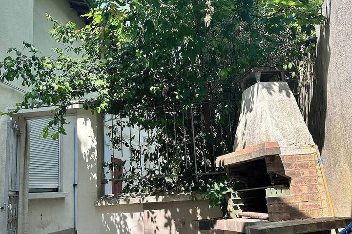 Appartement entier, Belle F2 Centre Ville Massy avec jardin in Massy, Essonne