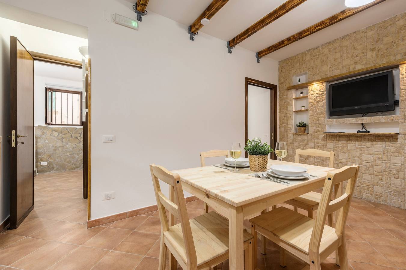 Appartement entier, Appartement « Aurora sur la Mer » avec Wi-Fi et climatisation in Palerme, Province de Palerme