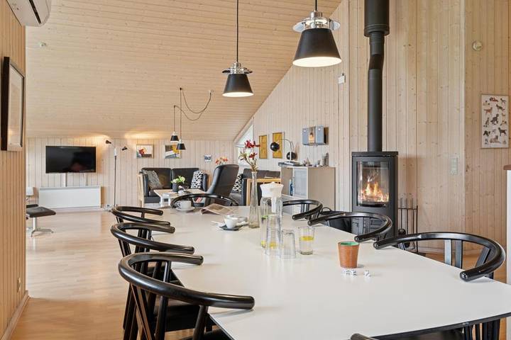Scenic vacation home in the heart of West Jutland - where sea, fjord and tranquillity meet in Fjand, Nissum Fjord
