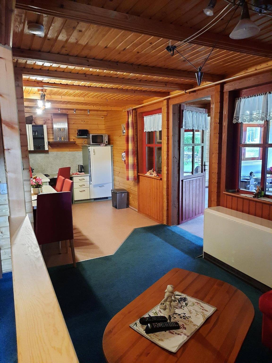 Ferienwohnung im Holzblockhaus in Hermsdorf, Mittlere Erzgebirge